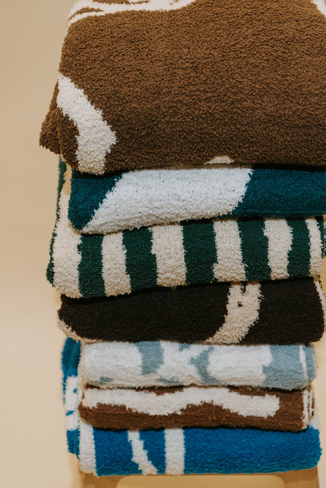 Drifter Plush Throw - Leather Brown